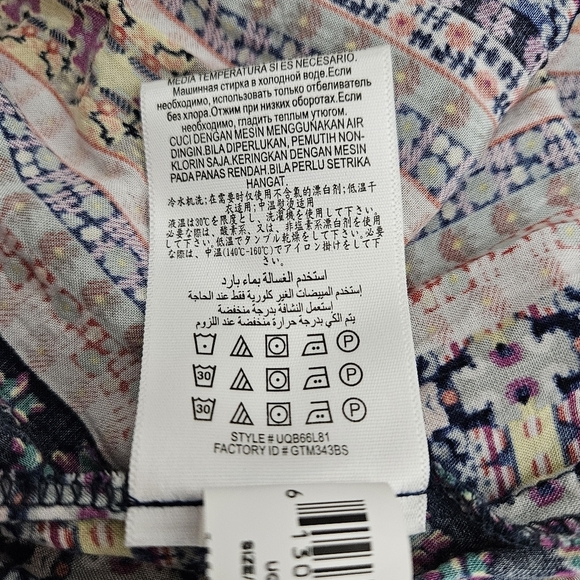 BCBGeneration Tiered Maxi Dress Floral Patchwork Sleeveless Keyhole Neck 6 - Picture 10 of 11